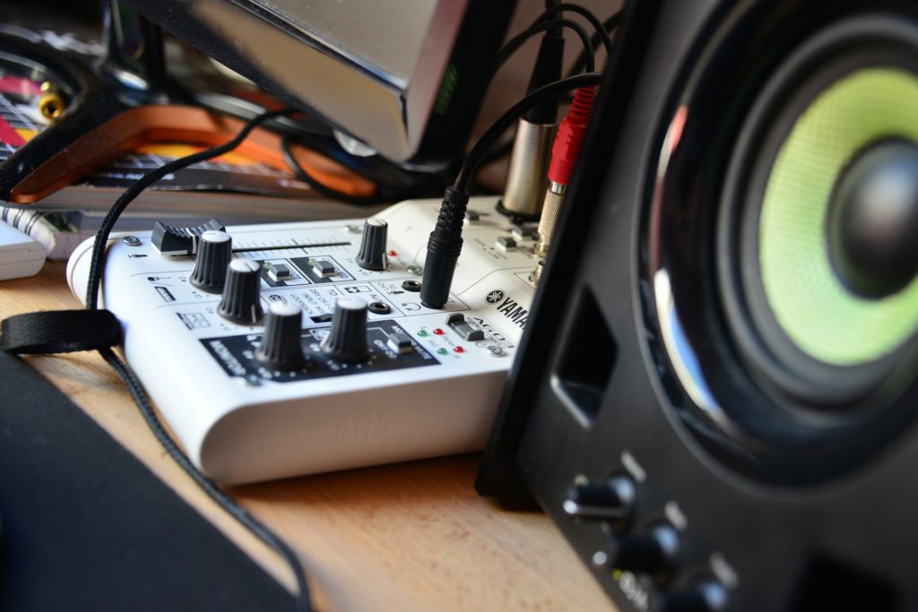Console de mixage de carte son à 4 canaux, Interface Audio USB pour  enregistrement sur PC